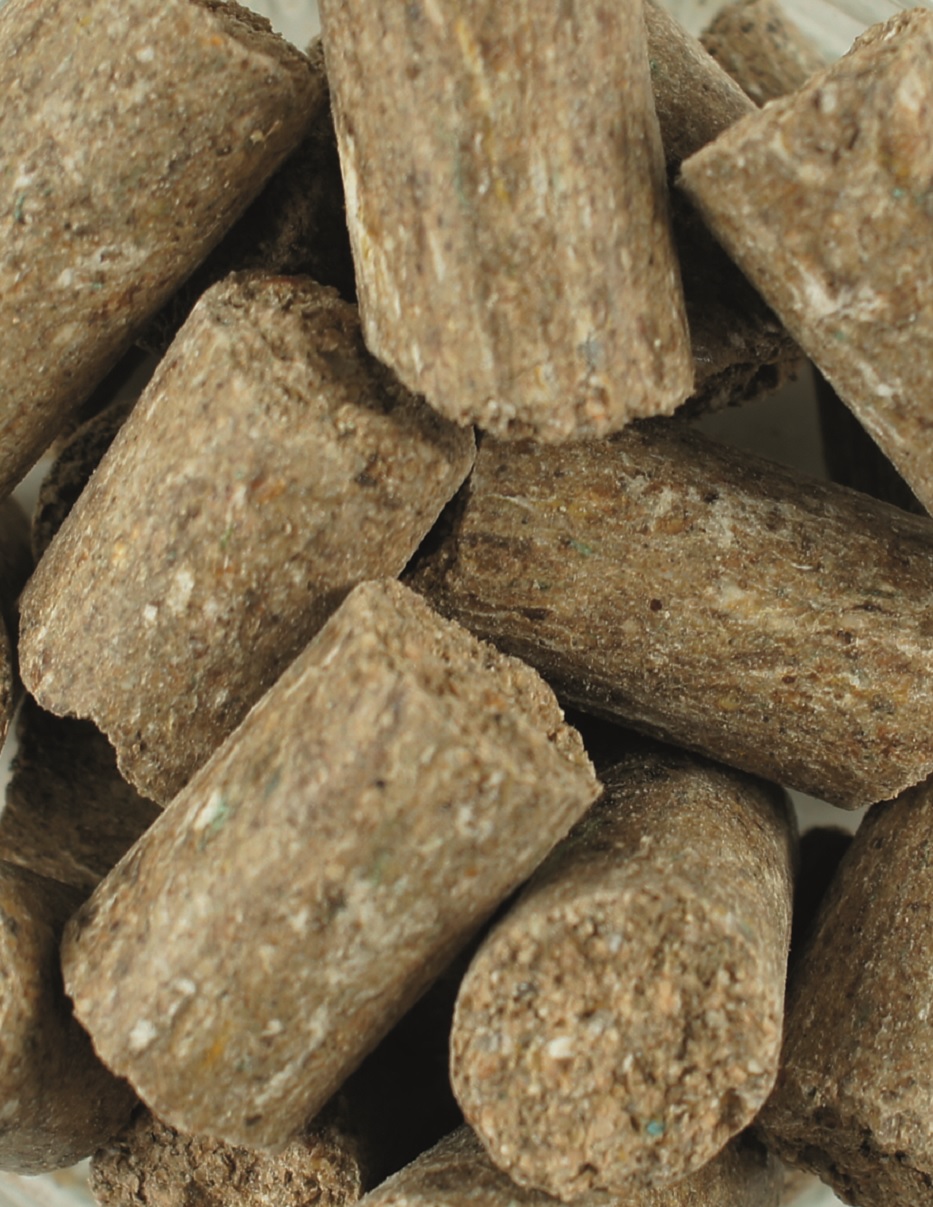 Mineral-Cobs Braune, zylindrische Mineralfutter-Pellets für Pferde, grob gepresst